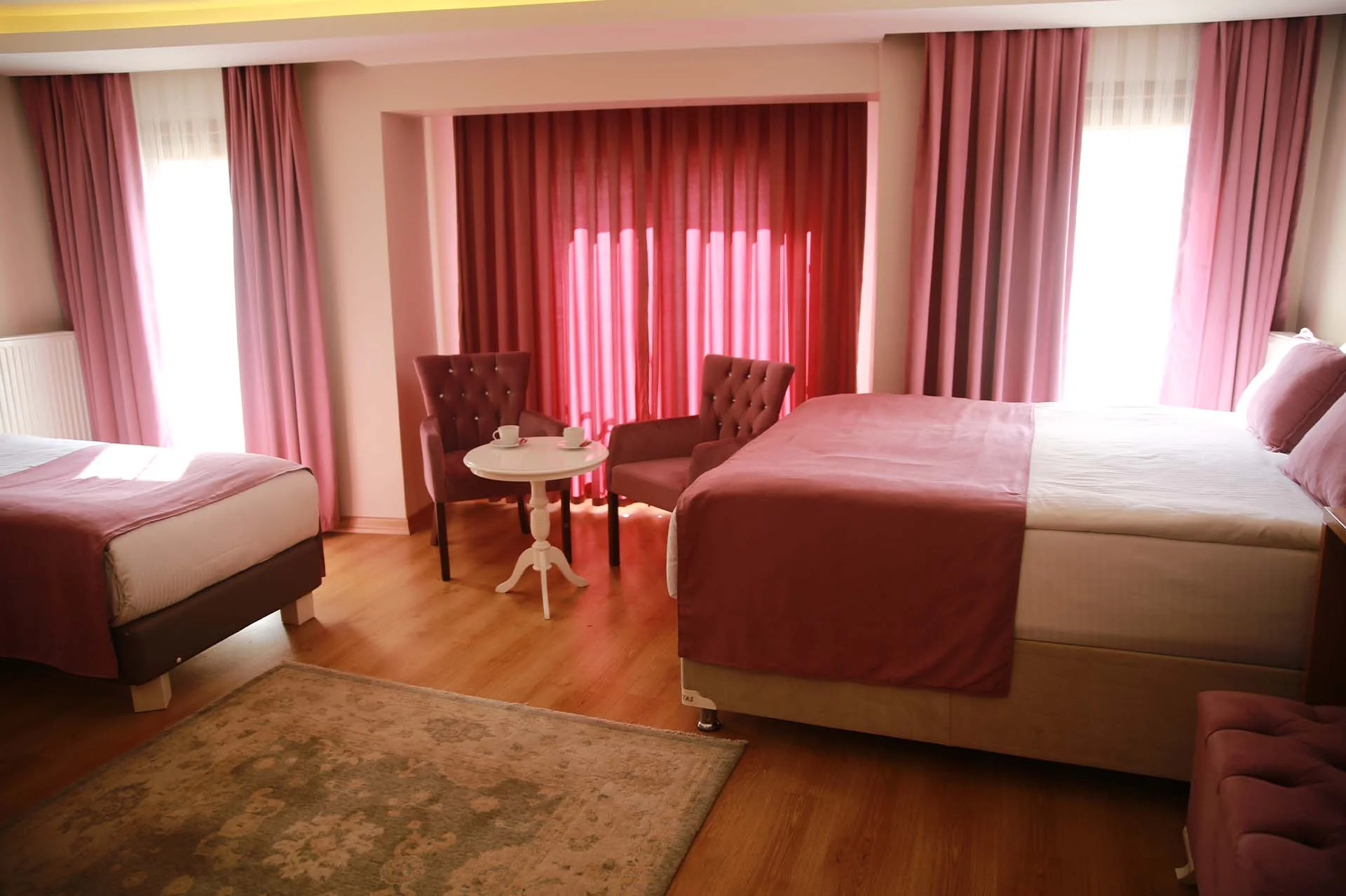 Family Suite Room With French Balcony 5 Pax