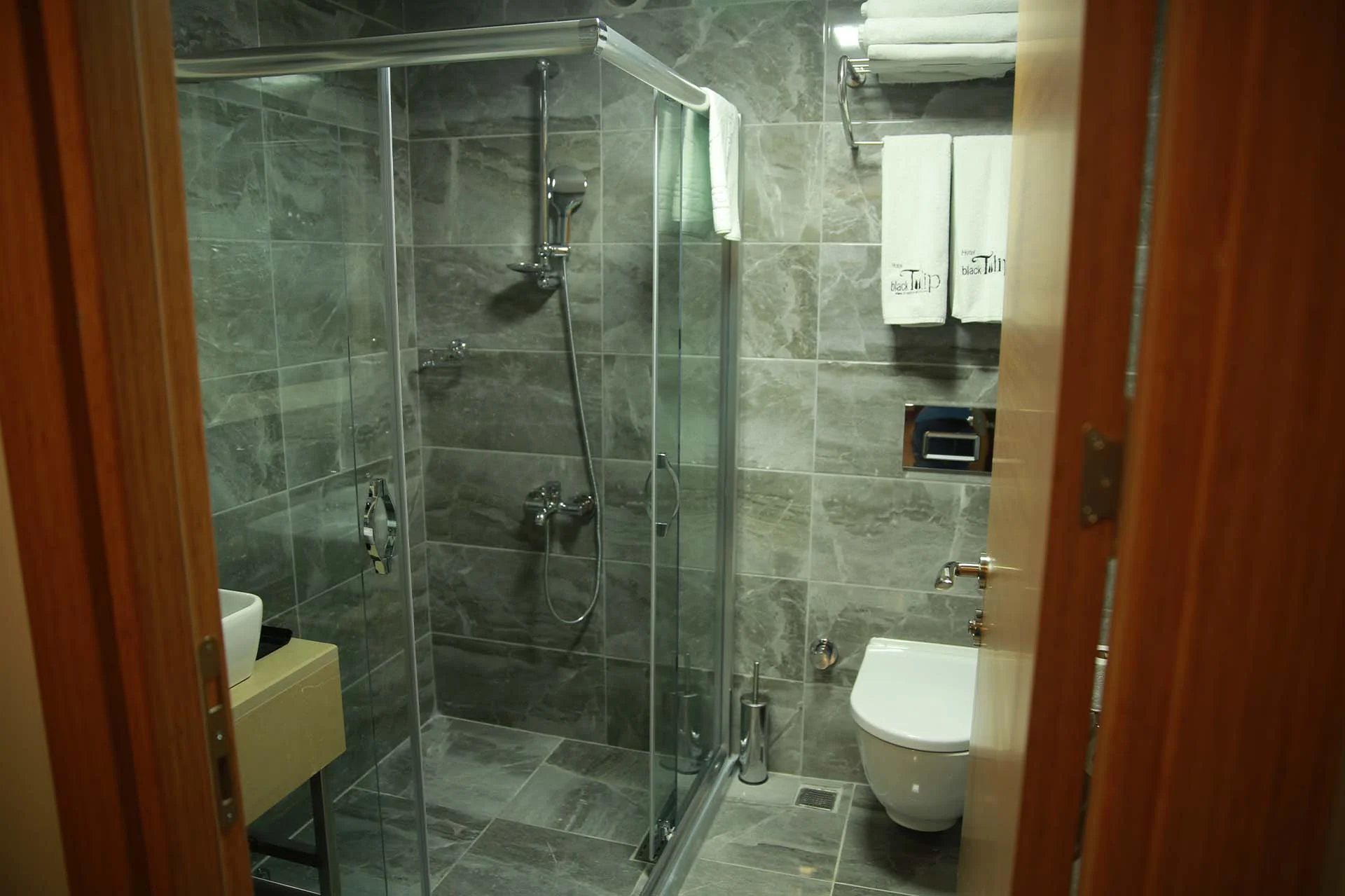 Economy Triple room